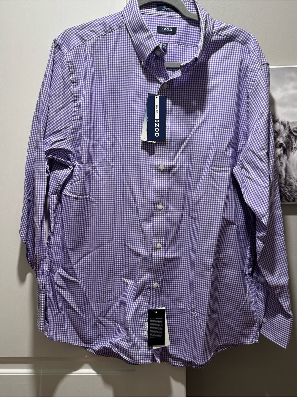 NWT Izod button down. Slim fit